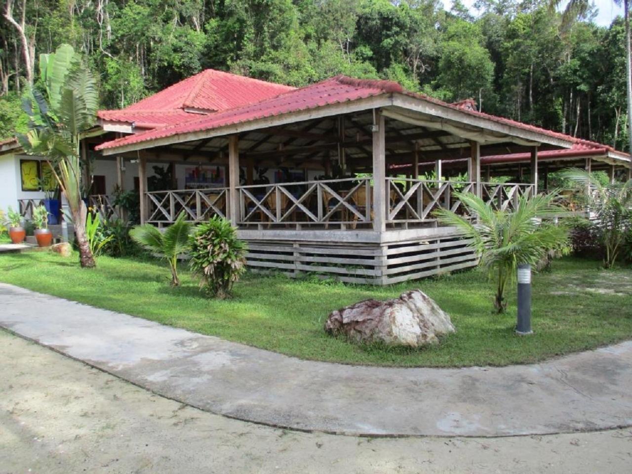 Saracen Bay Resort Koh Rong Sanloem Buitenkant foto